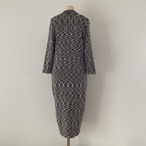 REITMANS brown & beige stripe MIDI sweater dress with V neck and collar. XL - Picture 5 of 9